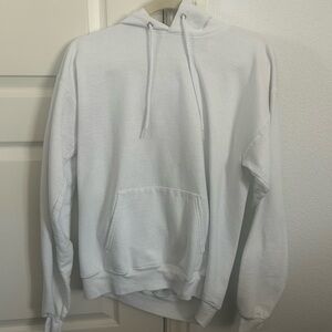 Hanes White Sweatshirt Relaxed Fit